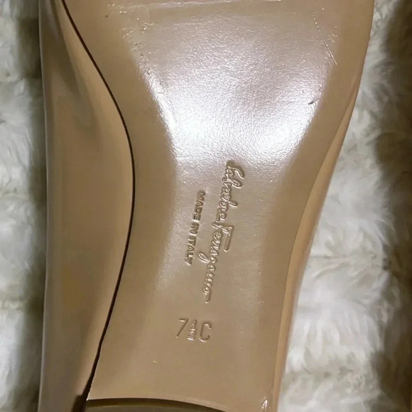 SALVATORE FERRAGAMO Varina Patent Leather Ballet Flats - Picture 8 of 11